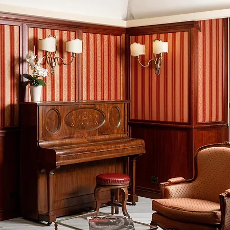 Hotel Phi Principe 4*