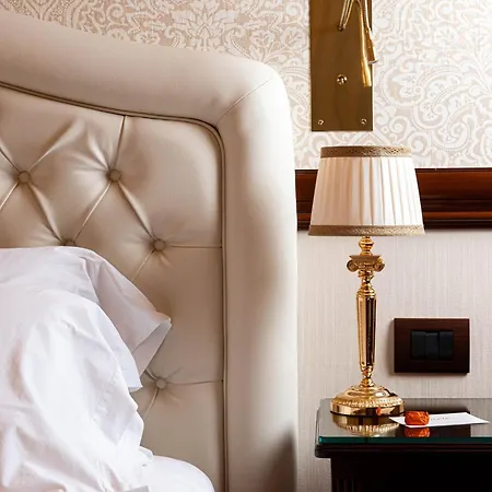 Hotel Phi Principe Coni