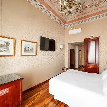 Phi Principe Szálloda 4*