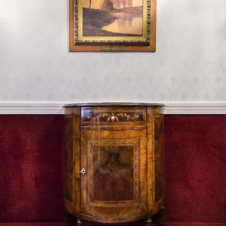 Phi Principe Szálloda 4*