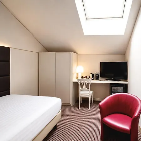 Phi Principe 4*