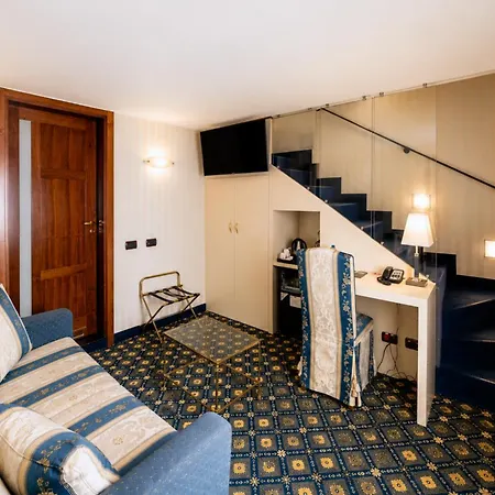 Phi Principe Hotel 4*