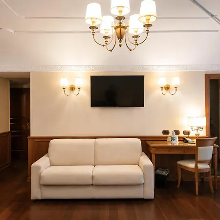 酒店 Phi Principe 4*