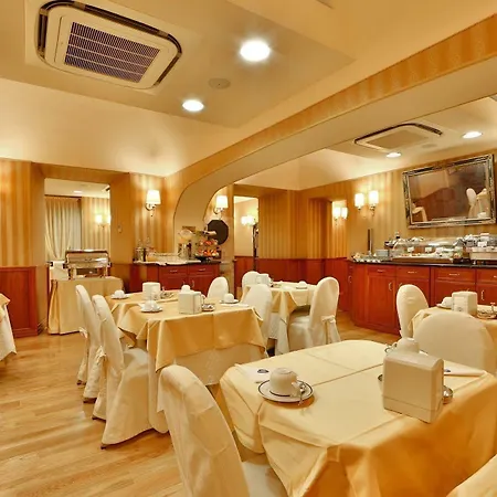Hotel Phi Principe Coni