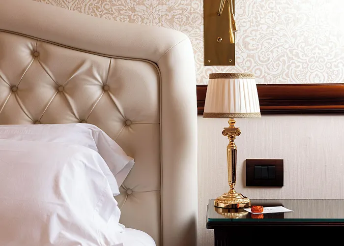 Phi Principe Отель Кунео